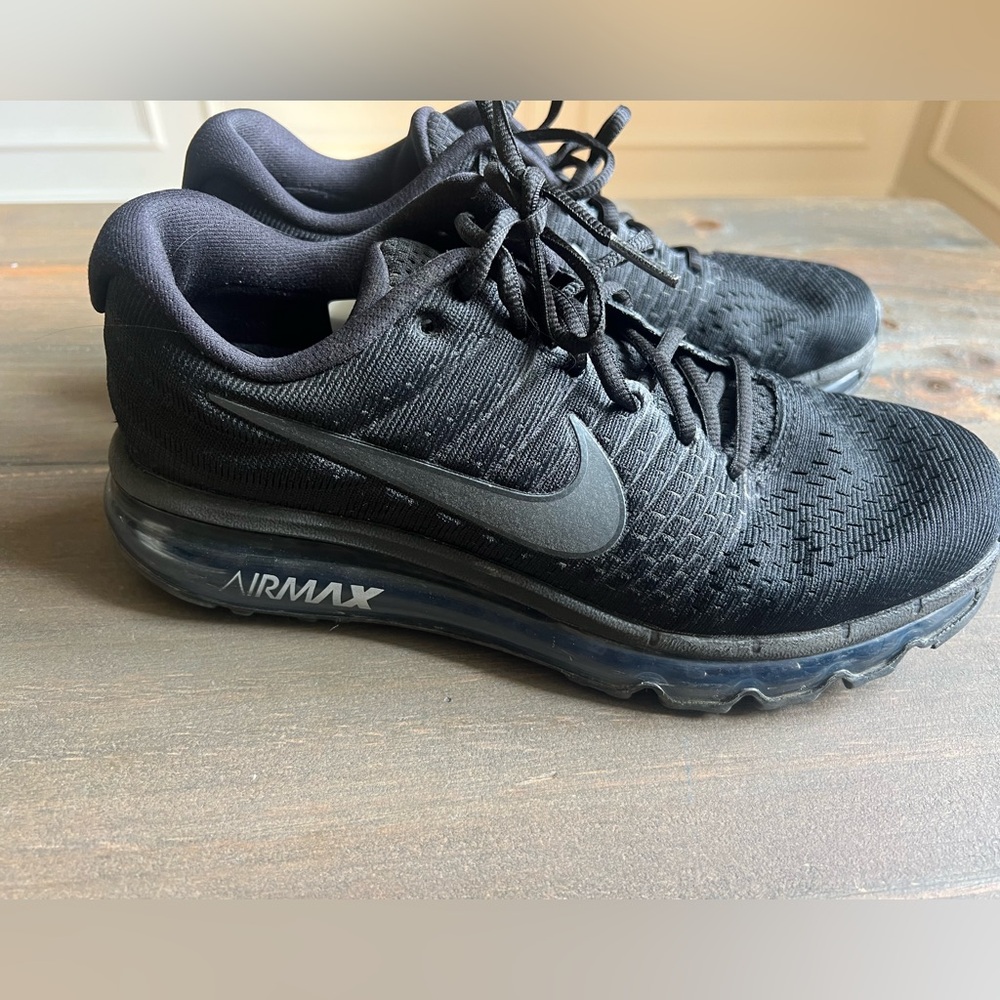 Nike Air Max 2017 Triple Black Sneakers